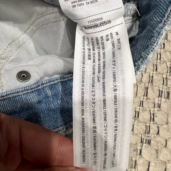 Abercrombie & Fitch Dad High Rise Curve Love Jeans - Picture 8 of 10